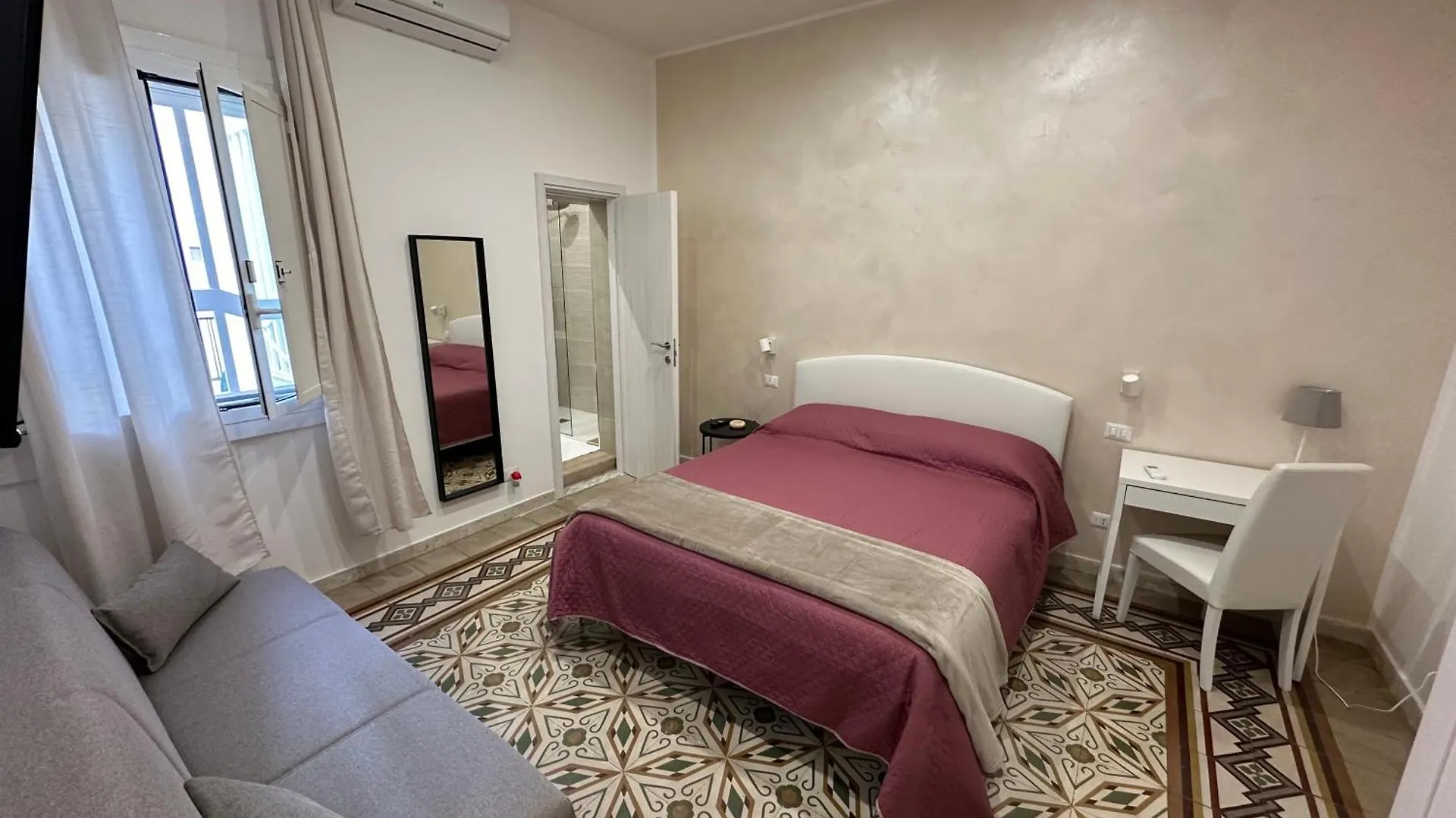 Rosas Guest House - La Cementina Bari Apartment