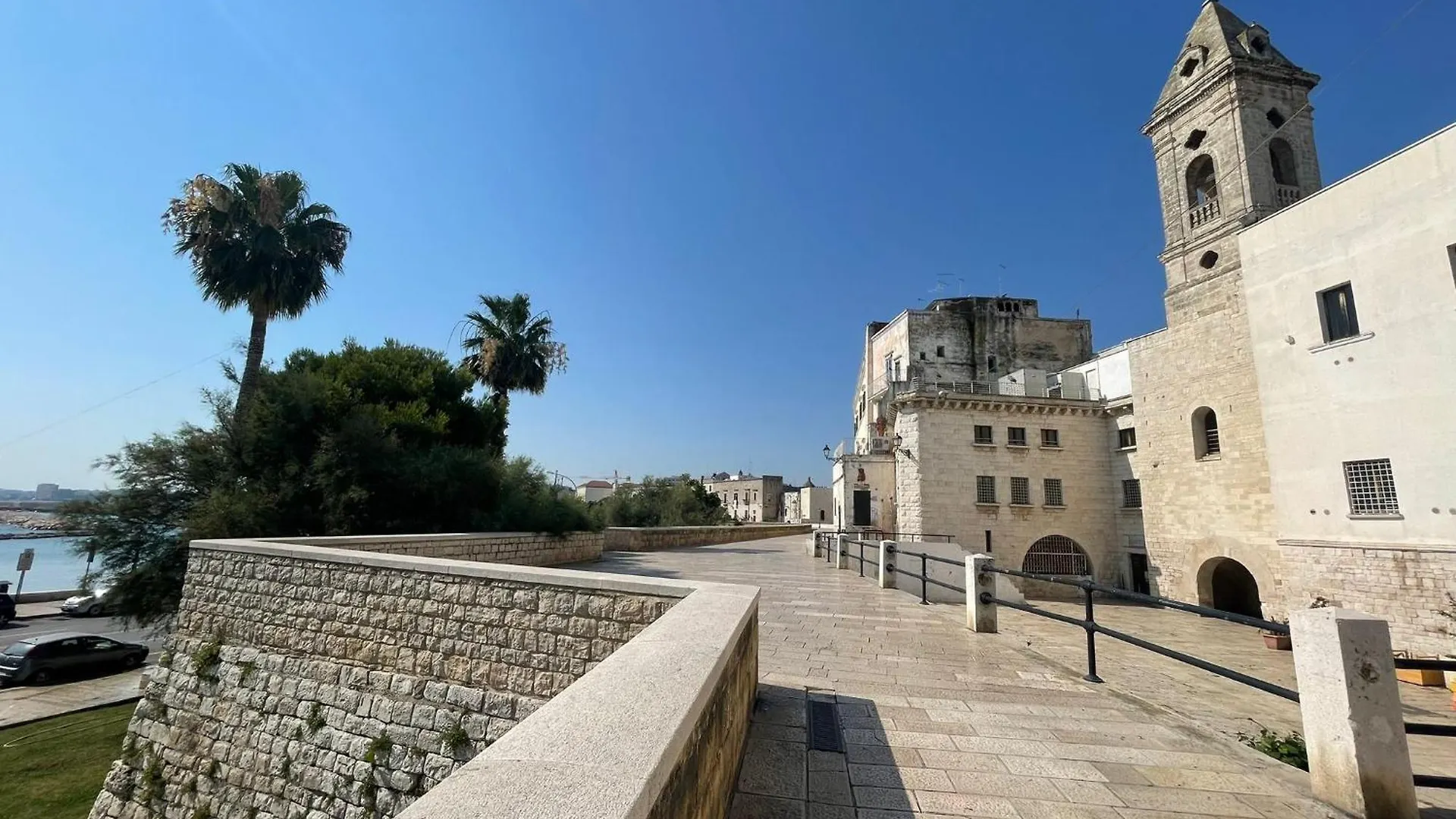 Rosas Guest House - La Cementina Bari 0*,  Italien